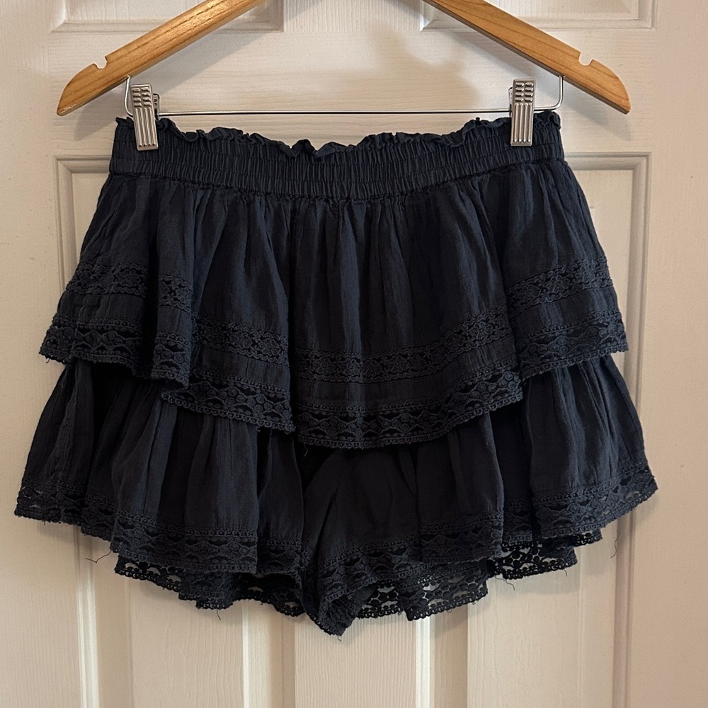 American eagle charcoal grey Layered Lace Skirt short medium - Picture 3 of 3